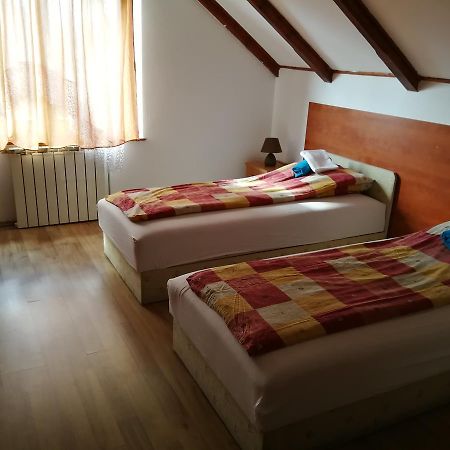 Dunakanyar Bed & Breakfast Göd Eksteriør bilde