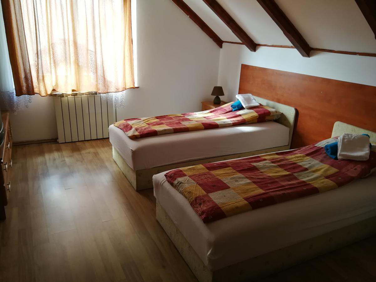 Dunakanyar Bed & Breakfast Göd Eksteriør bilde